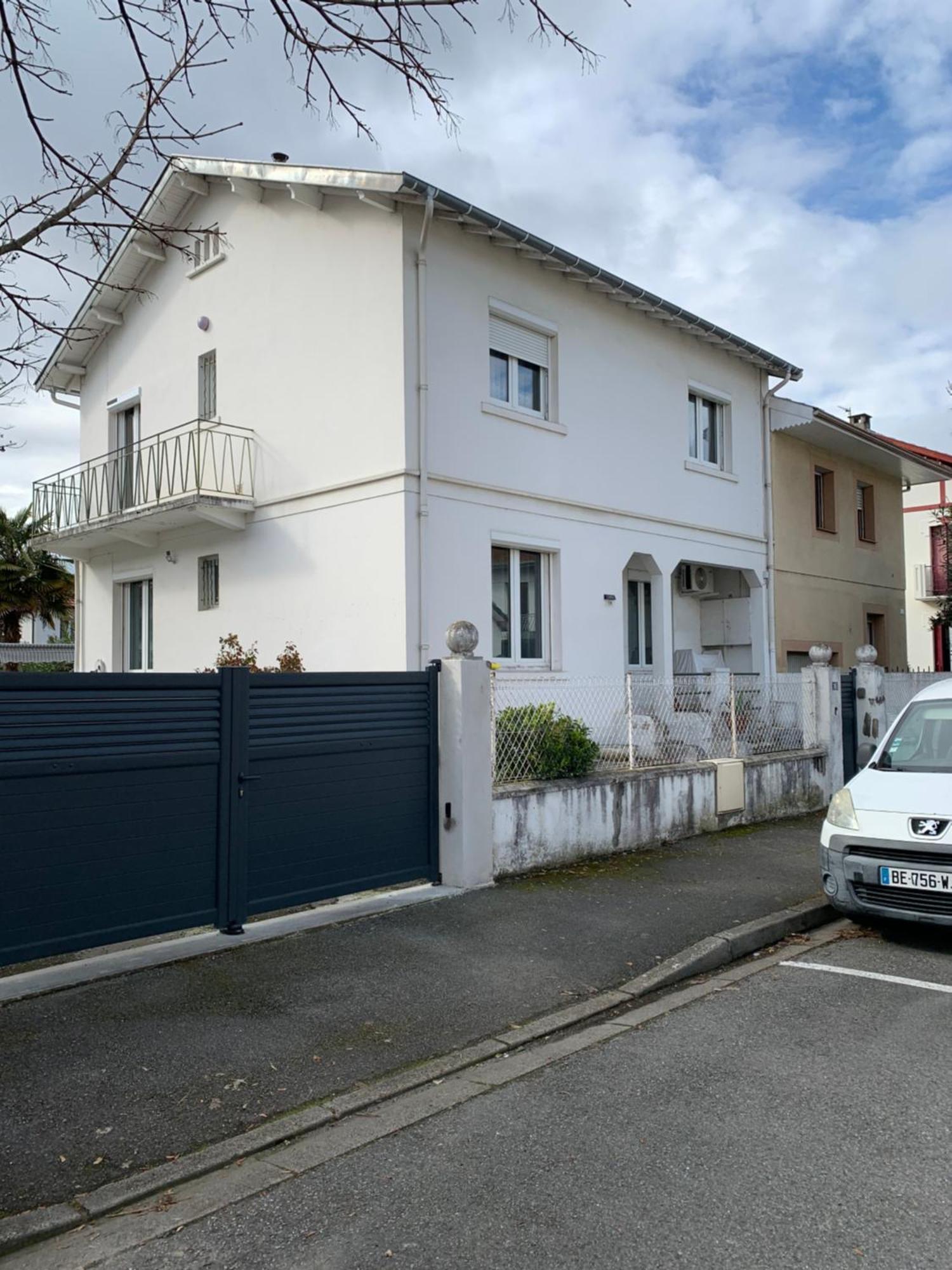 Appartamento Chez Line Et Francis Tarbes Esterno foto